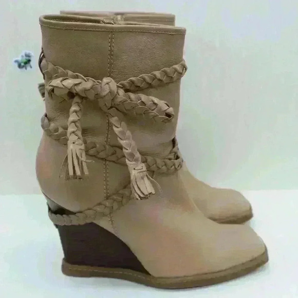 Vince Camuto Women’s Brown Leather Wedge Booties Size US 9 B - Picture 7 of 11